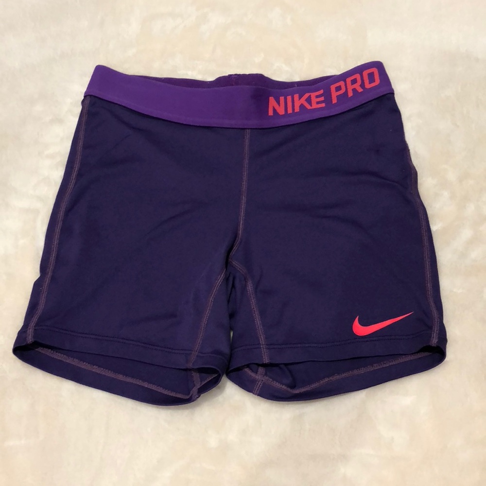 NIKE Pros